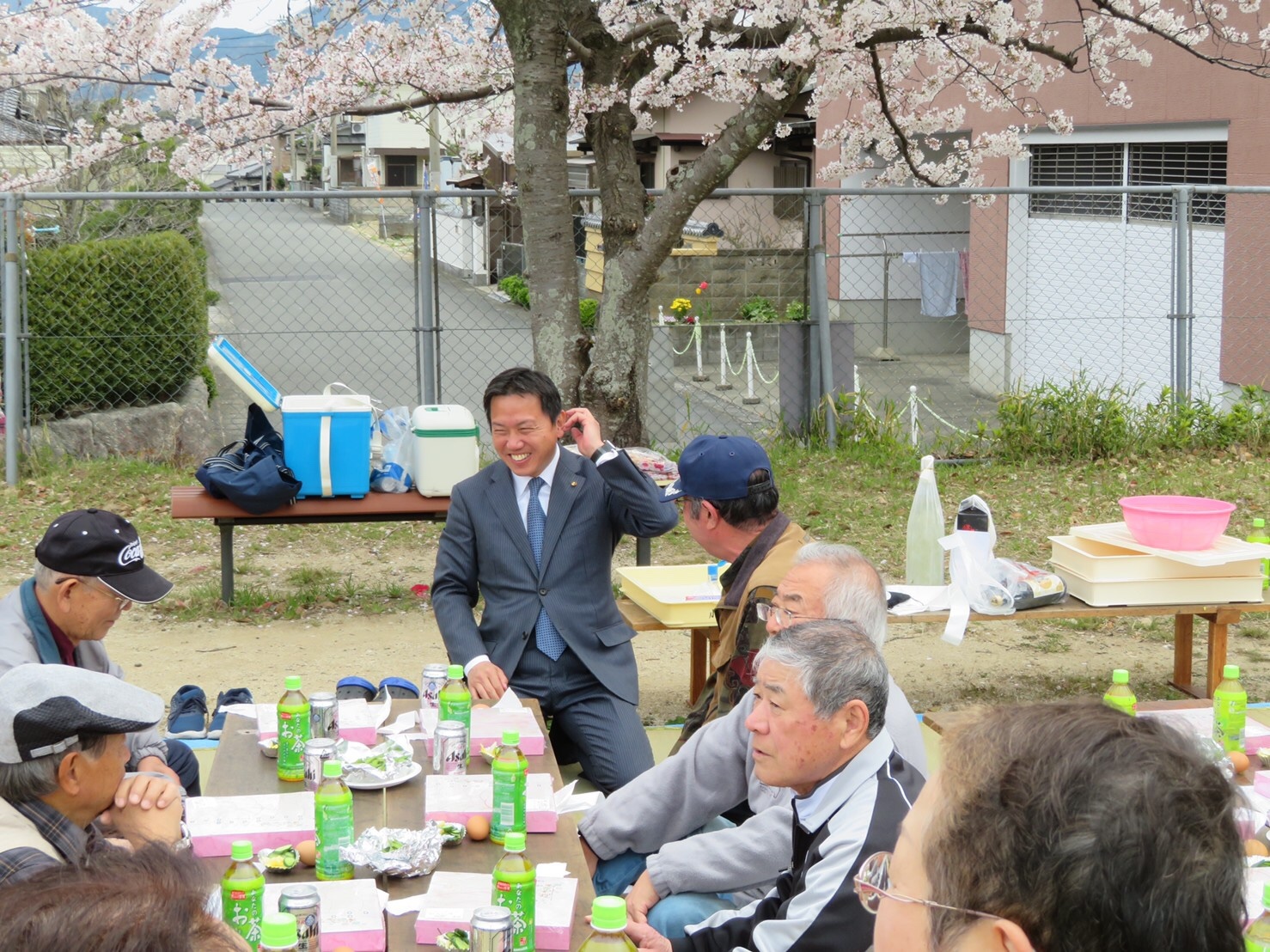 B51FFB47-C31C-4DB7-8139-EBCFF5EB8F5F