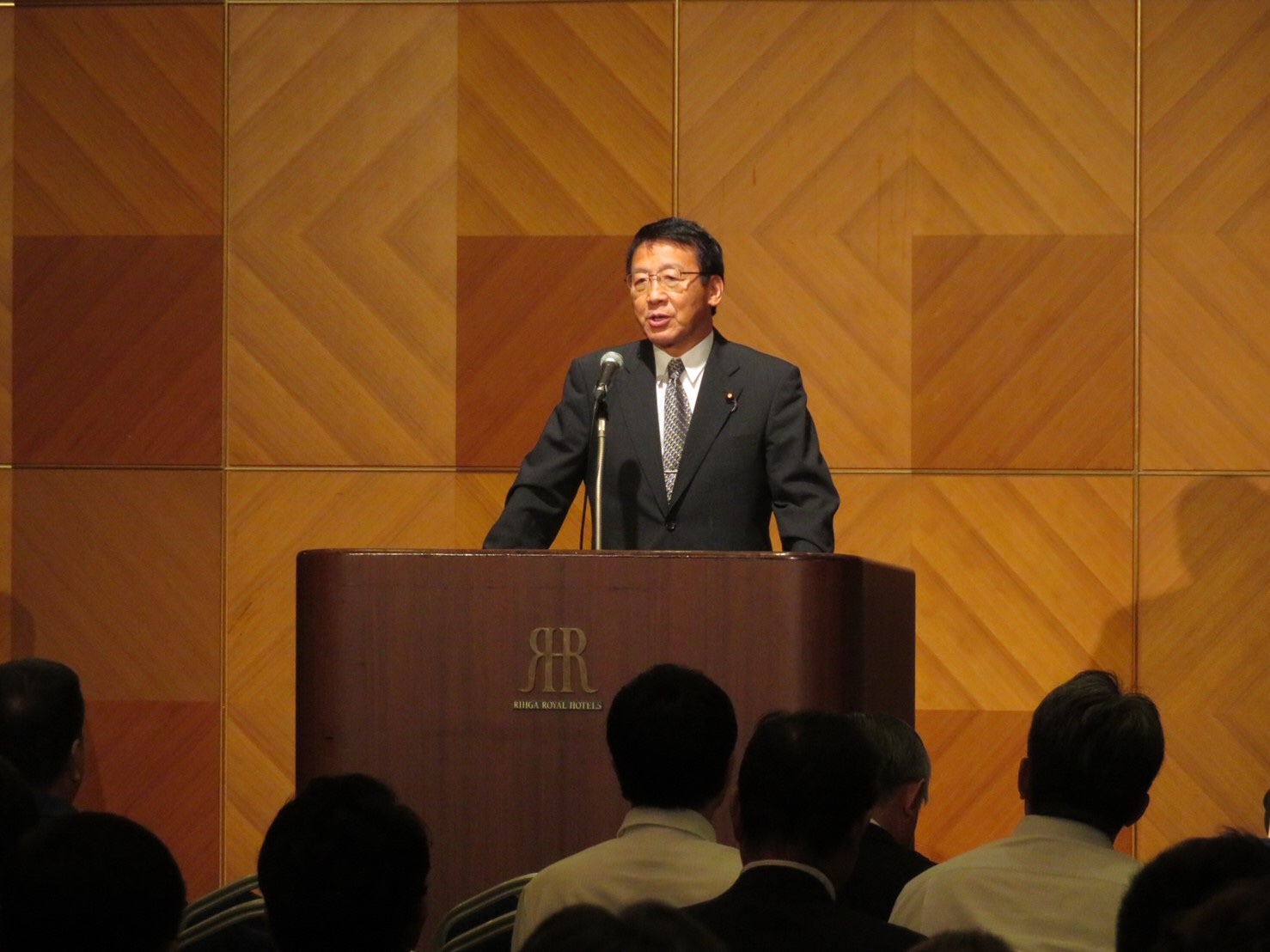 ECD5468A-8225-4285-A03B-5D1891CC8326