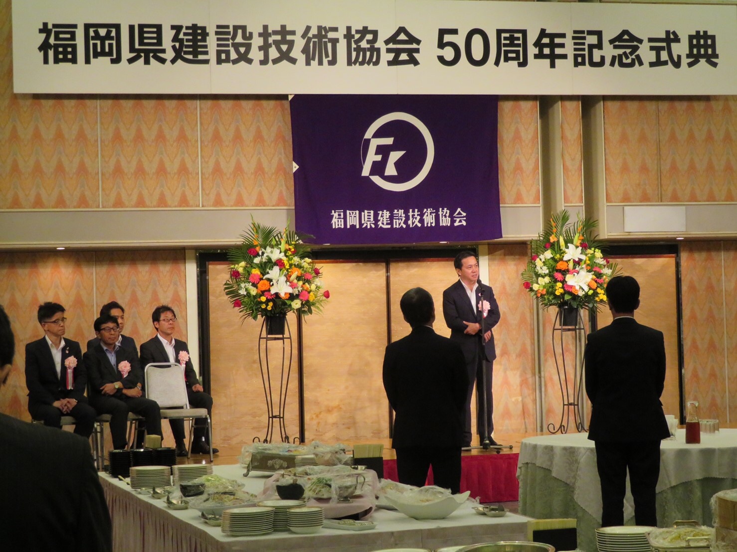 1CC21E92-5301-4B8A-9AE4-584056EF1CF1