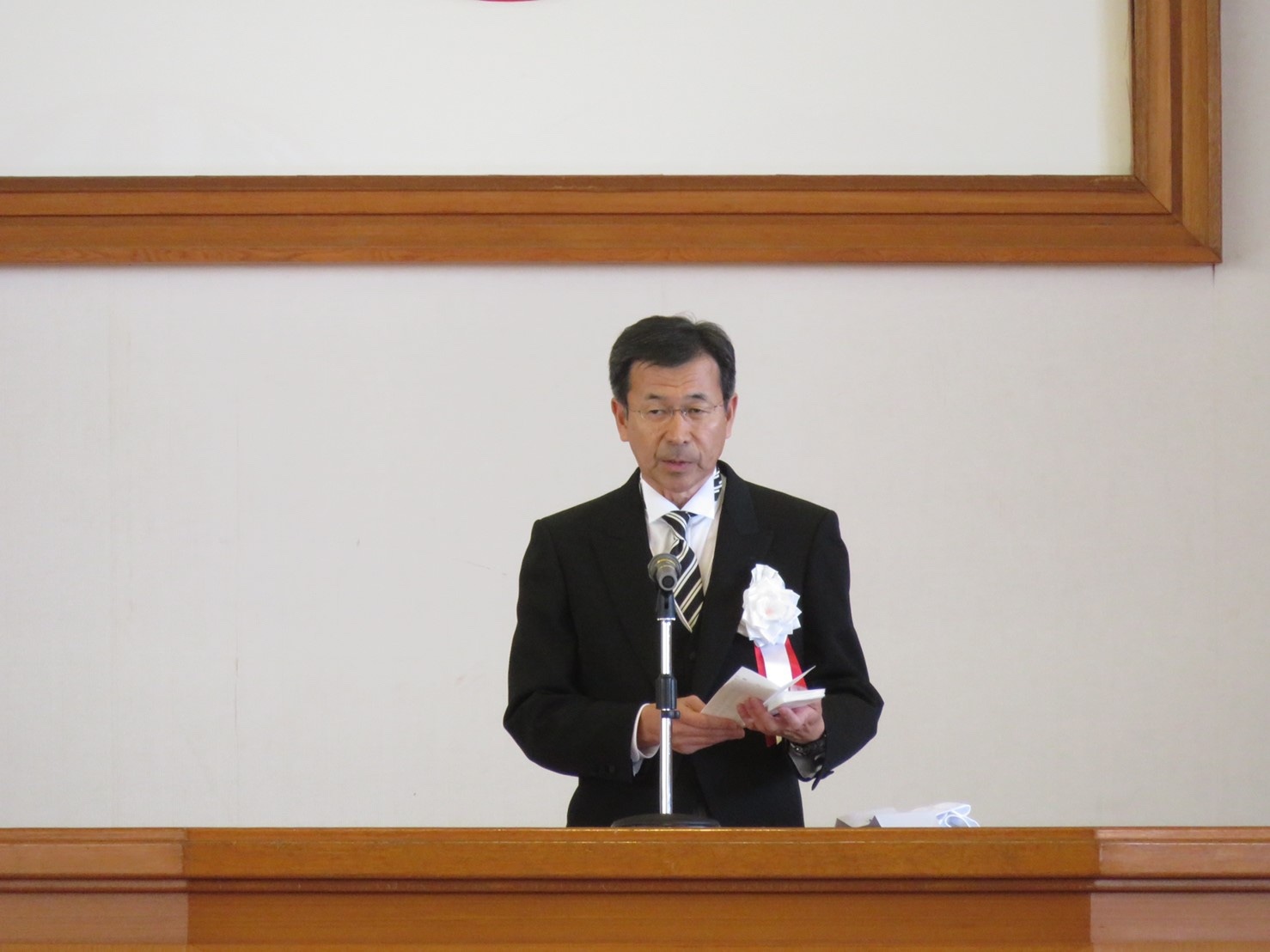 DD93FD73-836F-412A-96AF-F04298E743EE