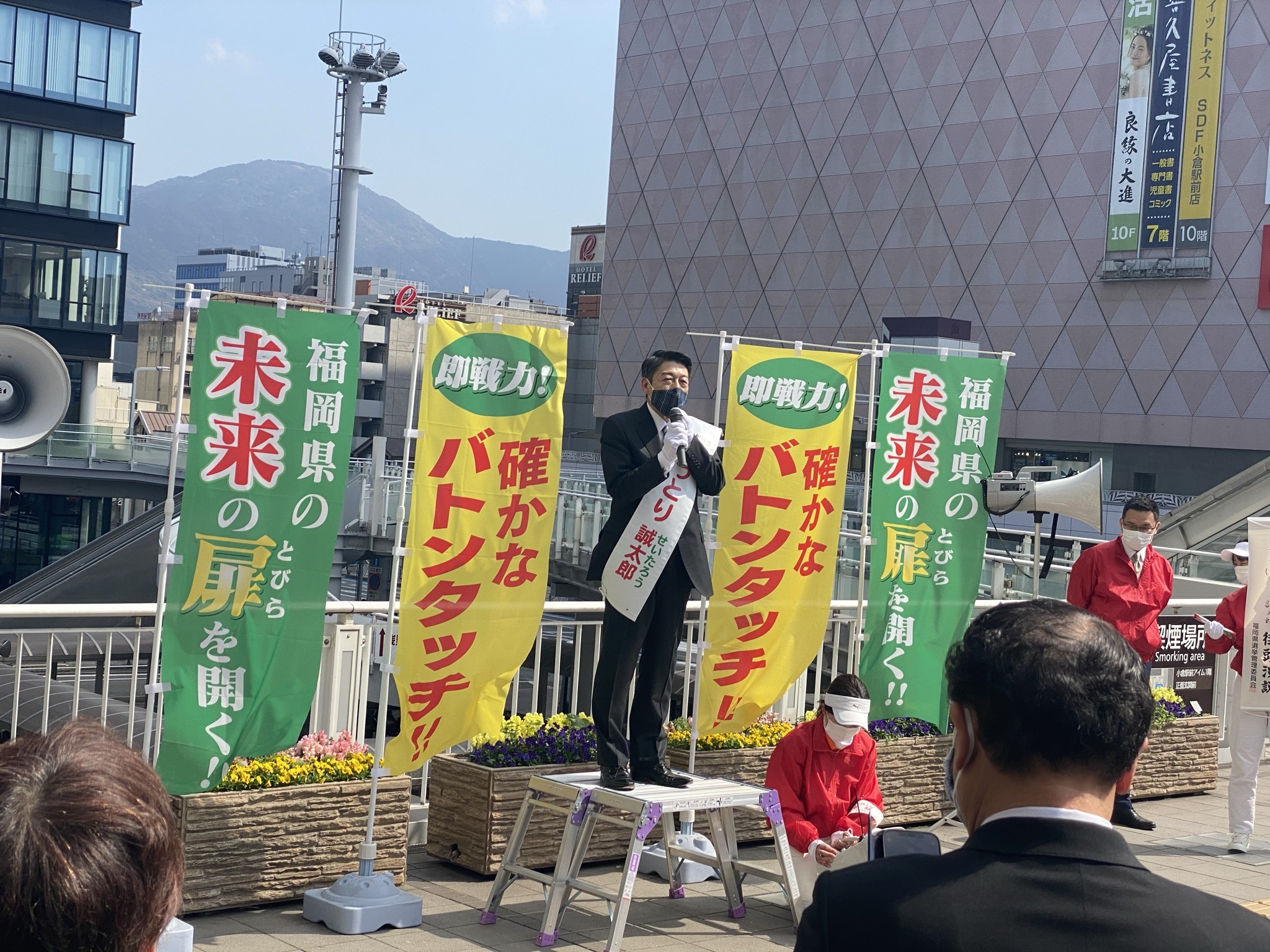 AC3AAAEA-16E4-440B-9090-2E7107362D1D