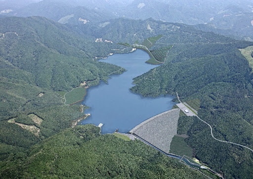 0DF4A943-9087-40B5-B692-3C269CC6D62F