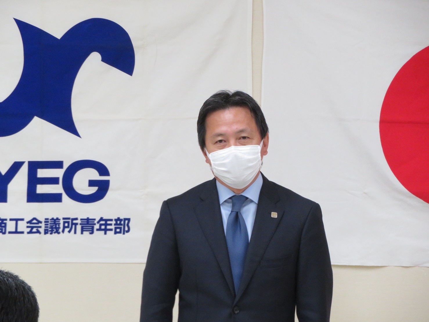 E96B1C51-875B-4FB4-AD90-8EDE2DEA3F59