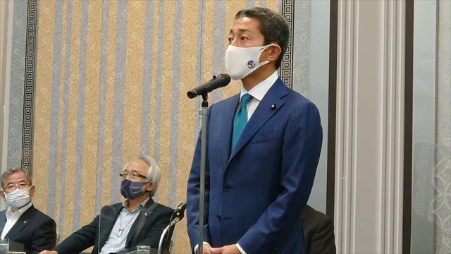 43CBEA80-D8E1-43DB-8A30-AECE0B7BEA52