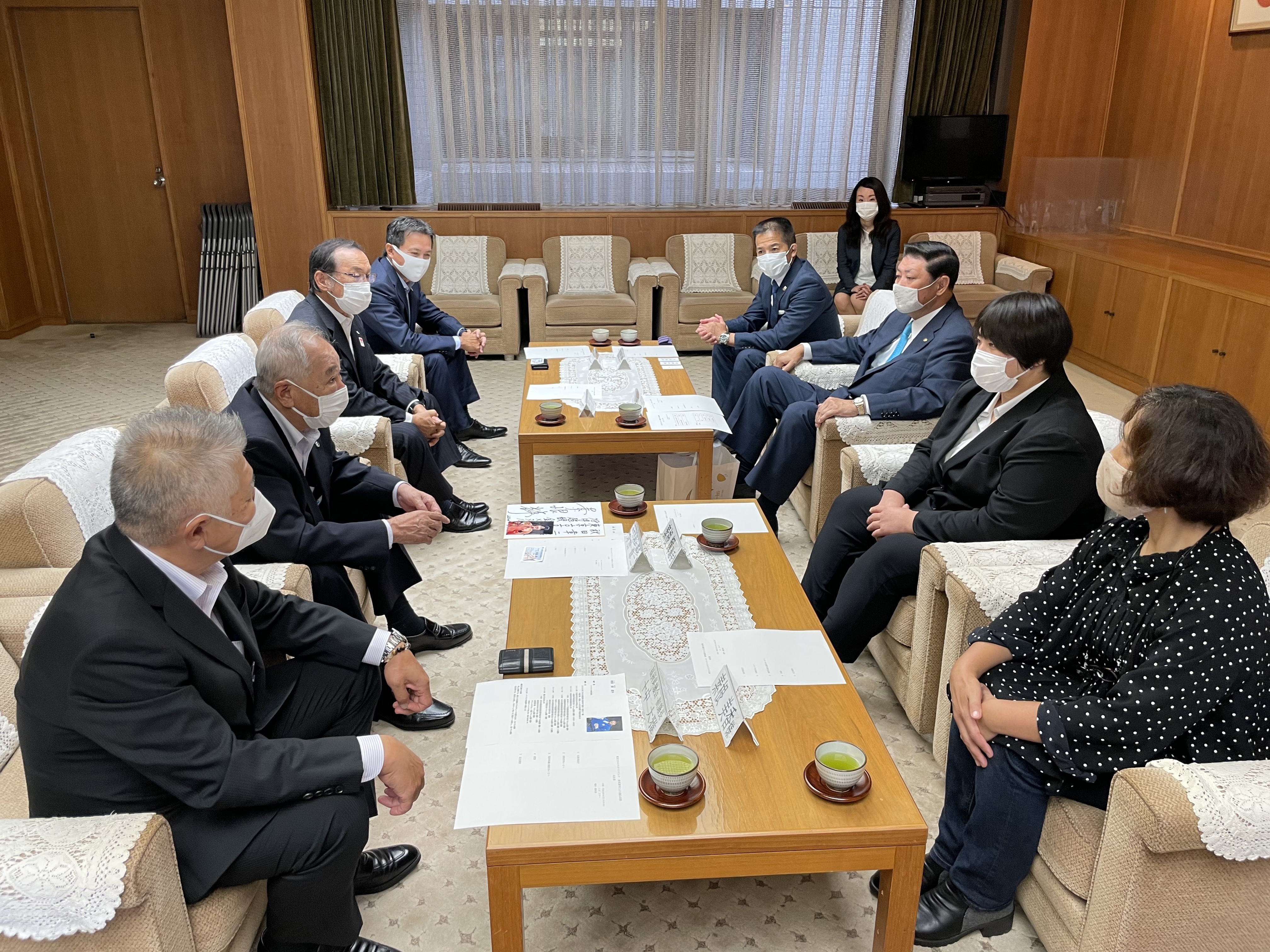 A6726295-E9C6-41A9-9974-EA56A6F81BA9