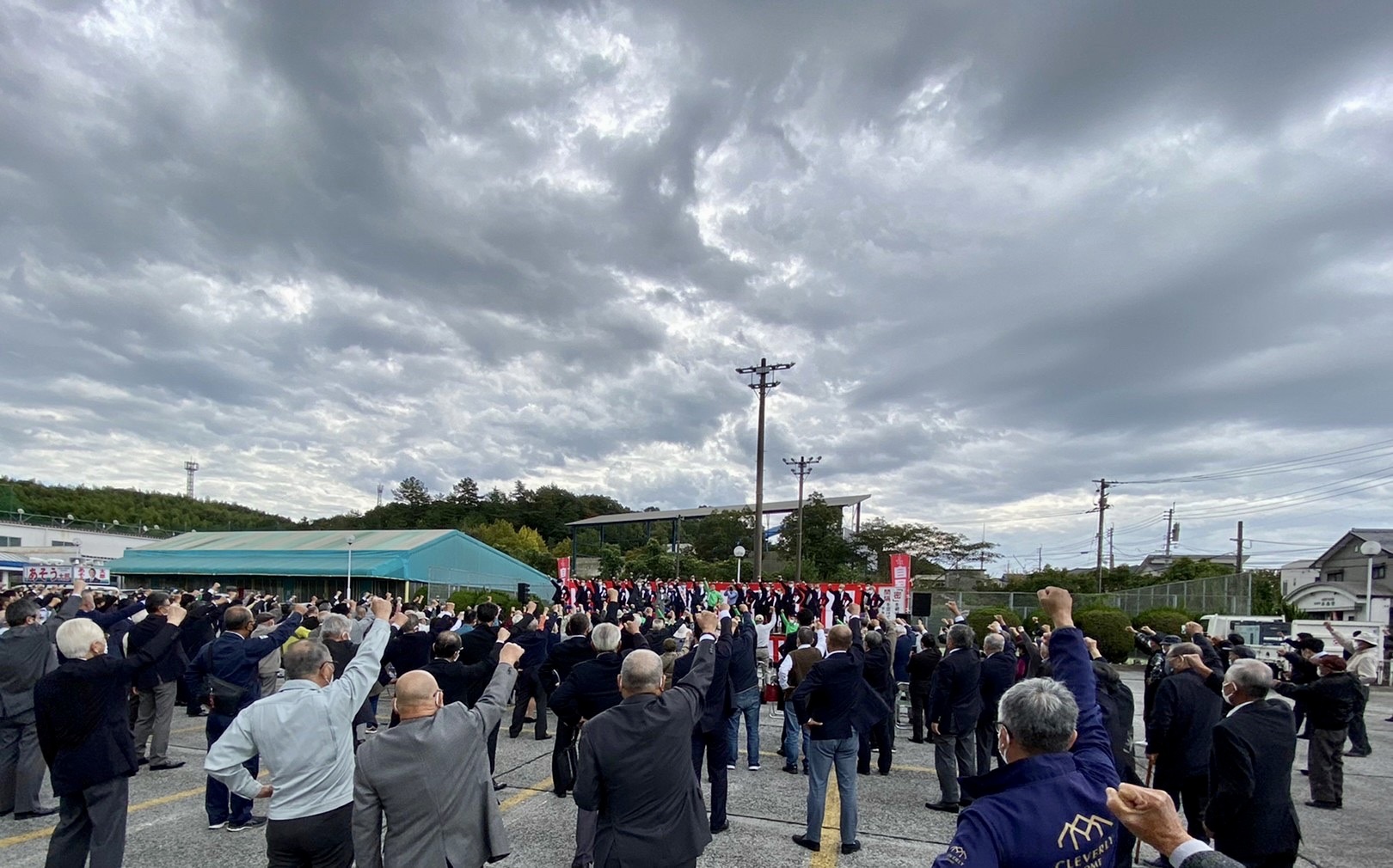 9E9B0880-86C1-4A4F-B274-DB0C351B1317