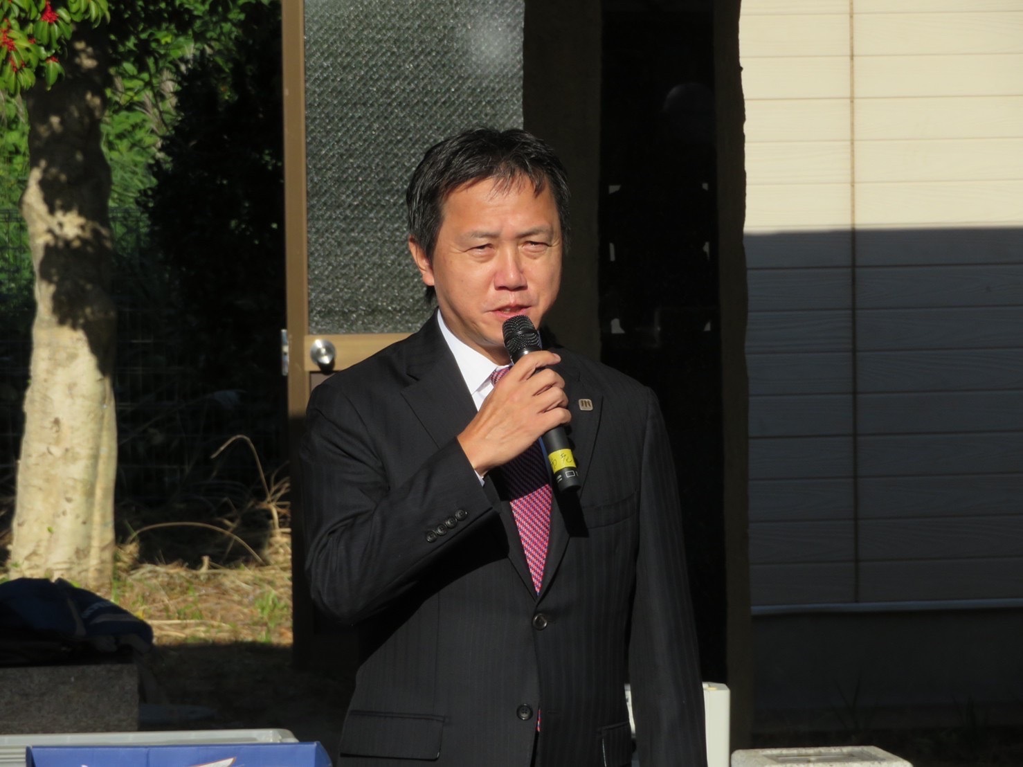 10C25907-9697-4B32-904F-E57C355DC705