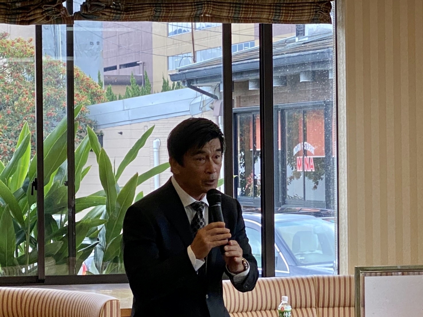 A0599FE6-39AC-4035-8360-9311E87B68B7