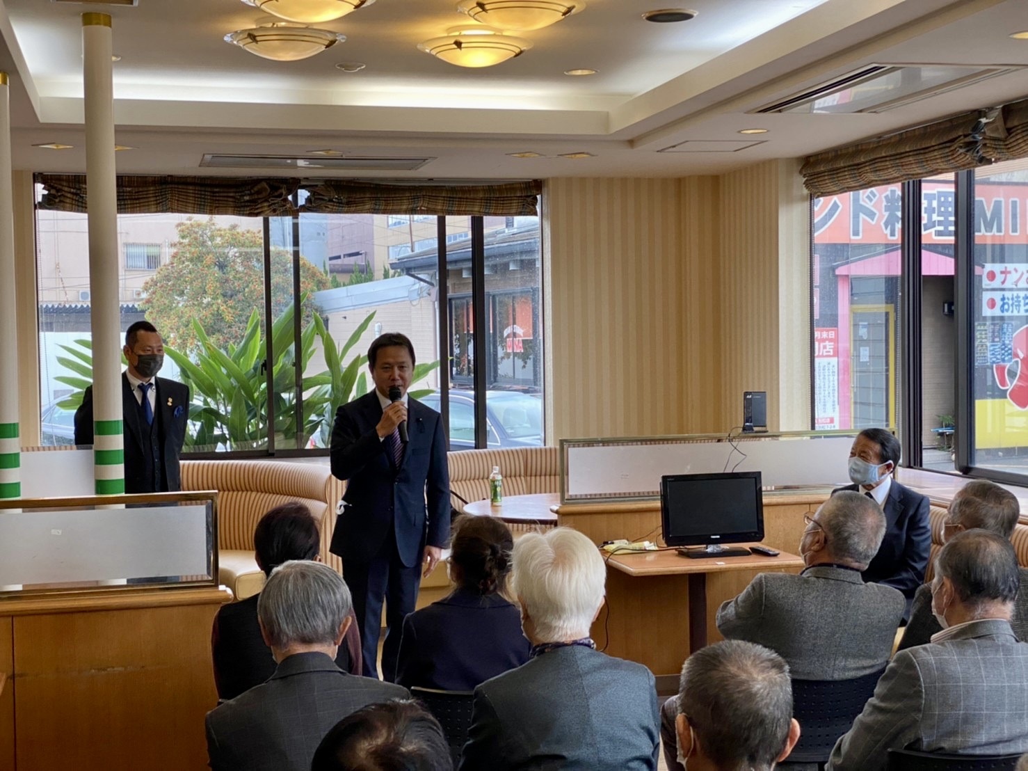 56DC476E-01E4-4369-B57C-ABF675B384DA