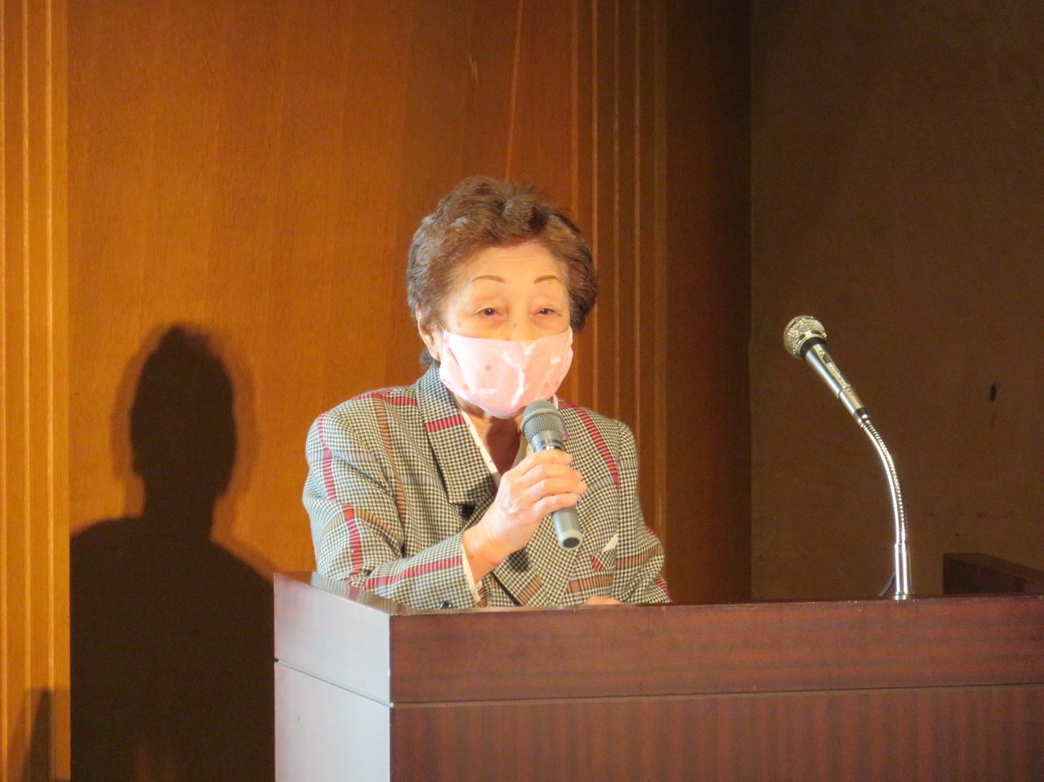 2B393070-CABD-4C5C-8CB5-2E954C8748A6