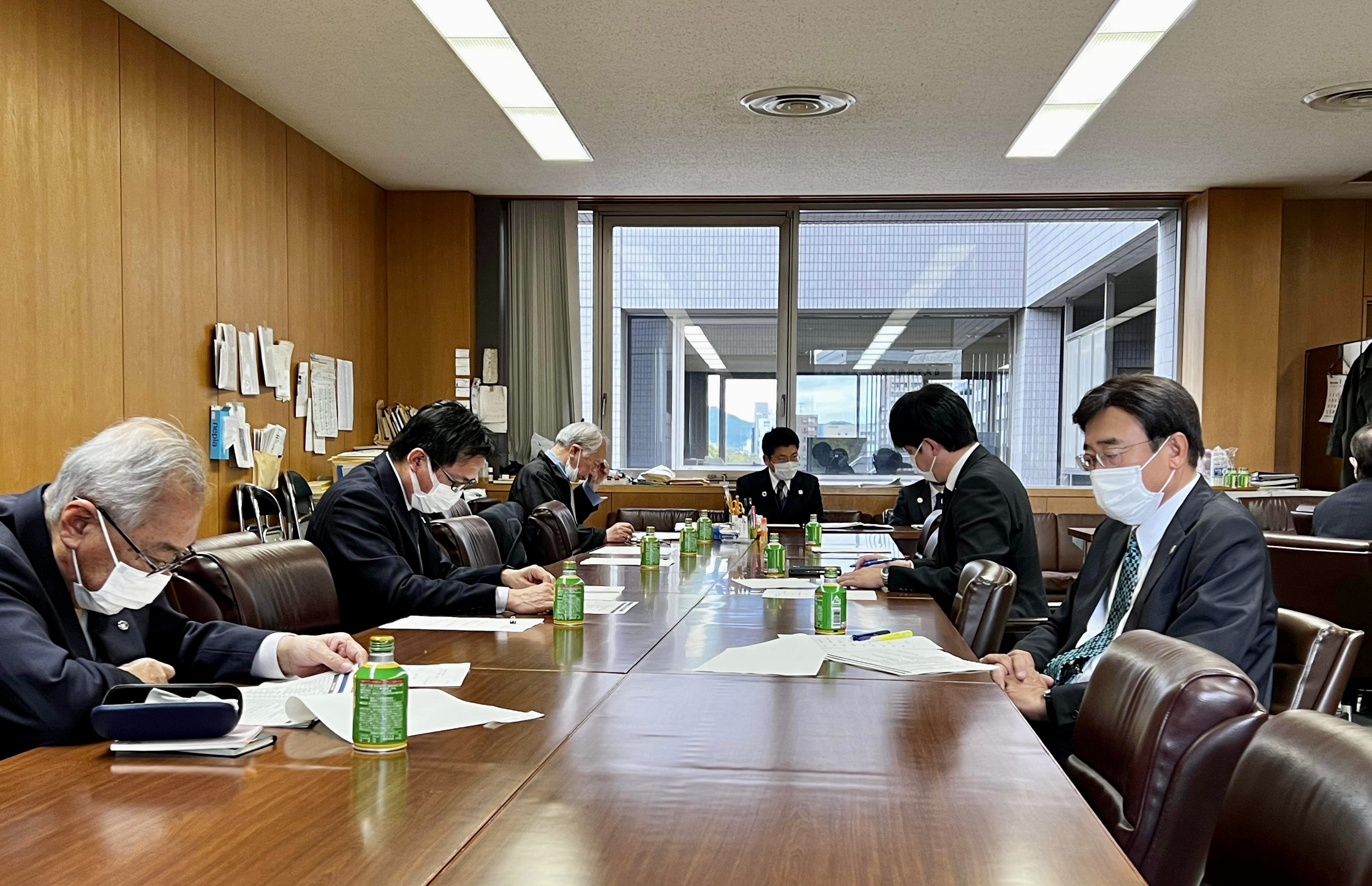 4F0E23ED-D5D6-4481-B946-816A210D4E46