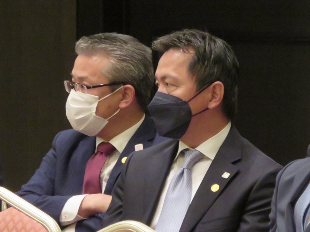 1CEE8235-E52C-4275-8AFD-45A7098F8267