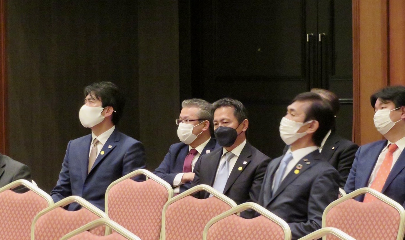 F1A11FC1-F89C-4091-8829-D13AFB73A042