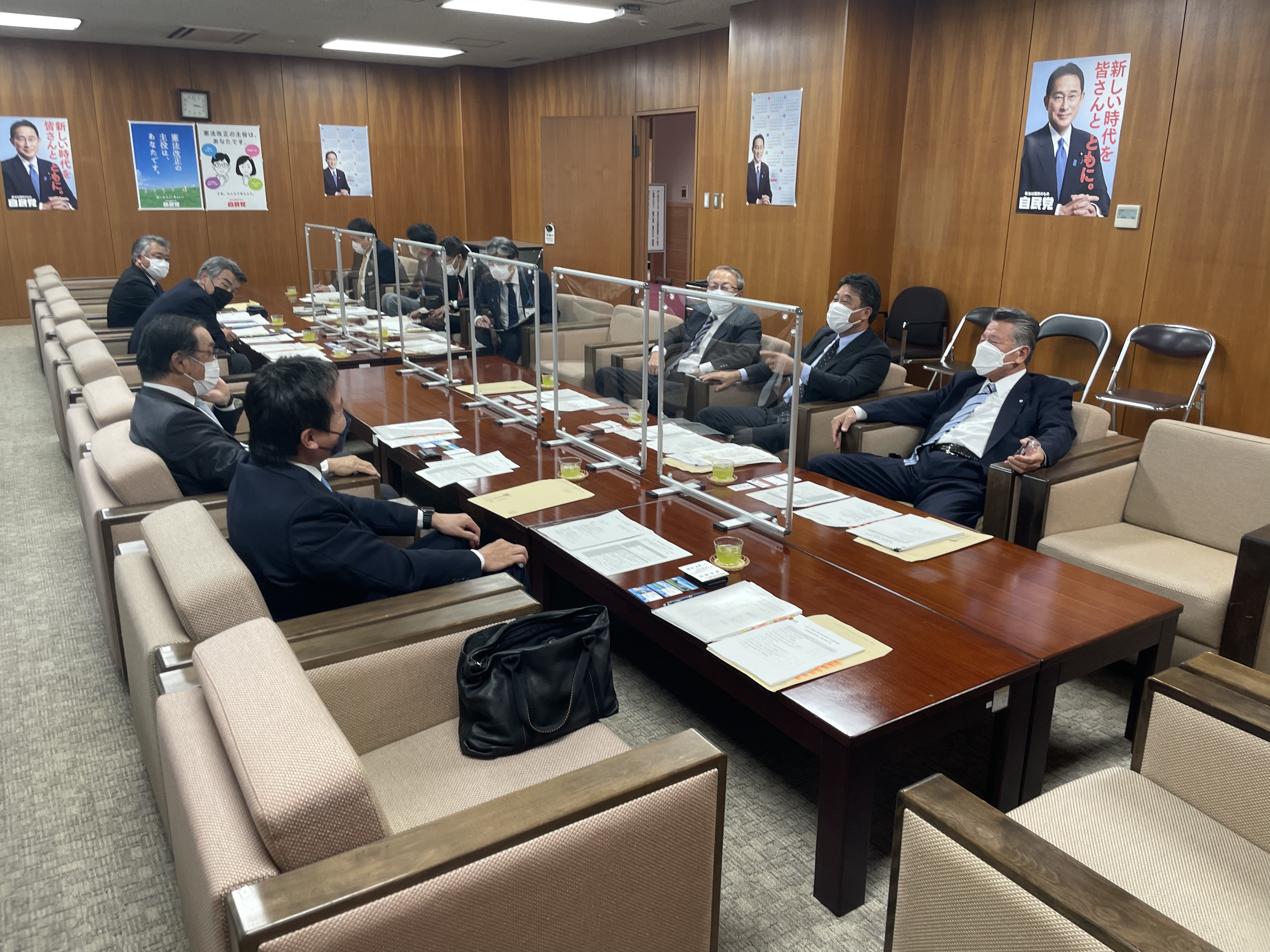 44AB44A0-19F7-47E7-905E-C7E2AB55169C