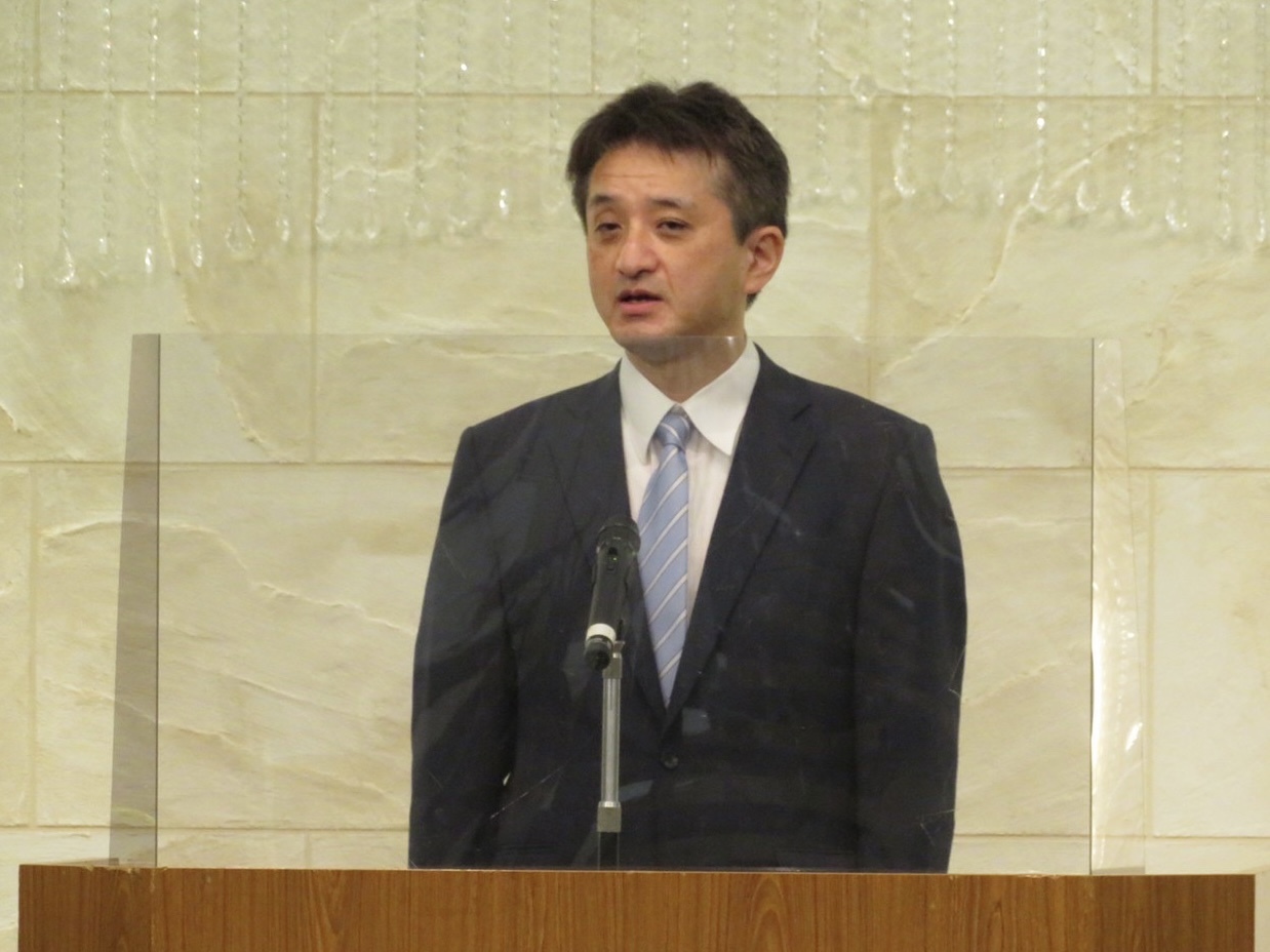 12F63FAE-6156-4AD1-8C37-7AF6B7C76776