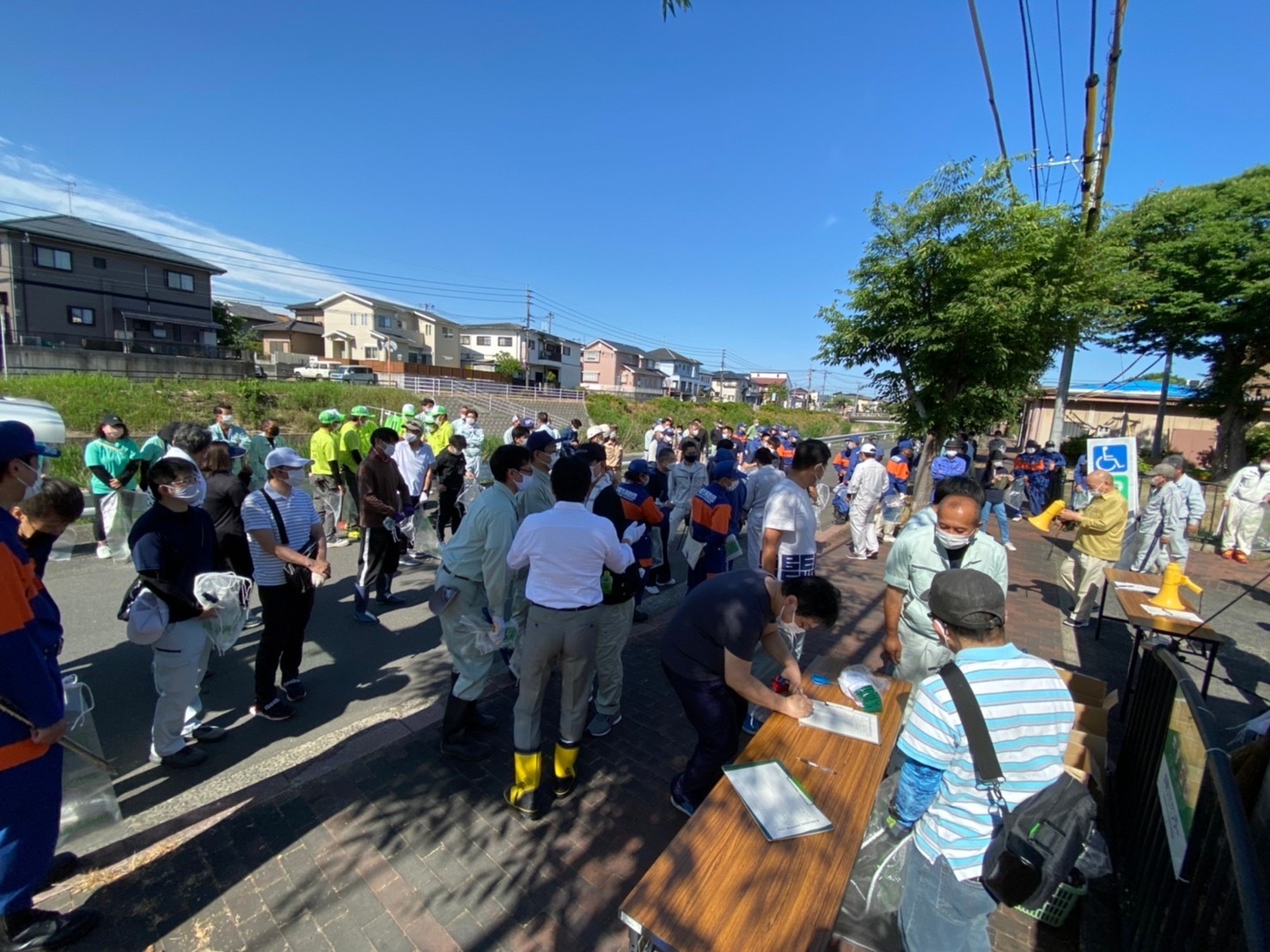 1432089C-BD1E-4A6F-9ABB-FC948B98C5B5