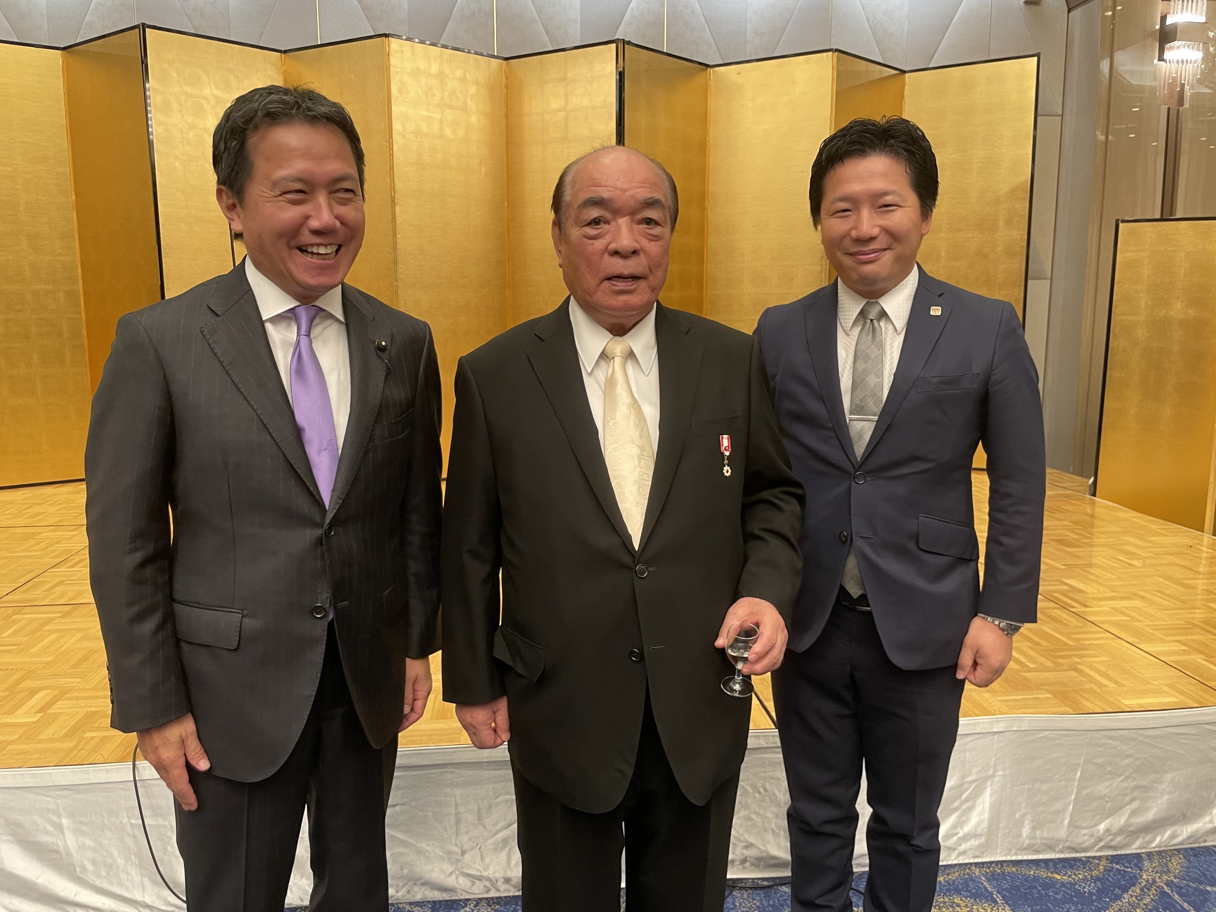 790E2C25-3E34-4FEB-9611-F66AD80A46D0