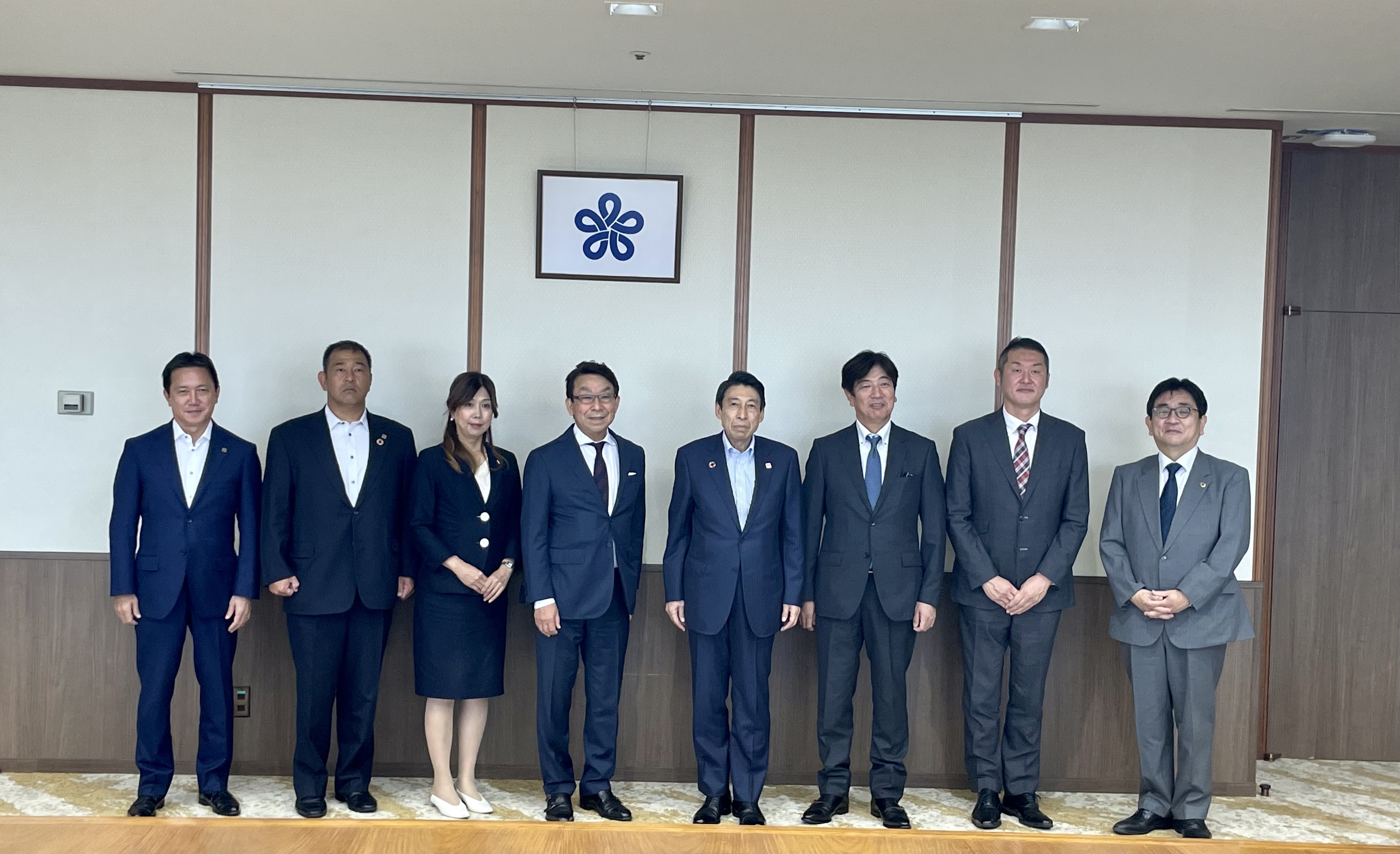 D0CC72ED-45CA-42BA-8F02-4A9C3287BC1D