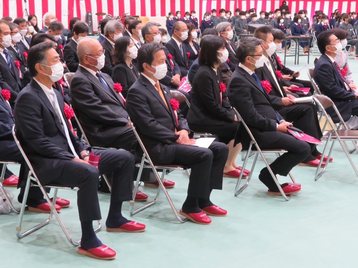 9C24E51B-9D2A-4660-8E45-4A980AAEC791