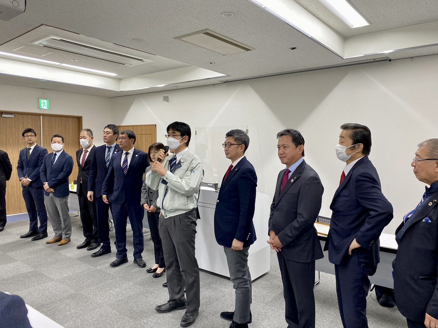 DCAAA205-31EB-4FAF-829B-4981059A4EE8