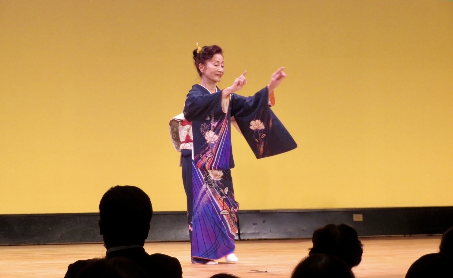 44BFA809-6D71-46DB-98D9-2FCC7A168F6E