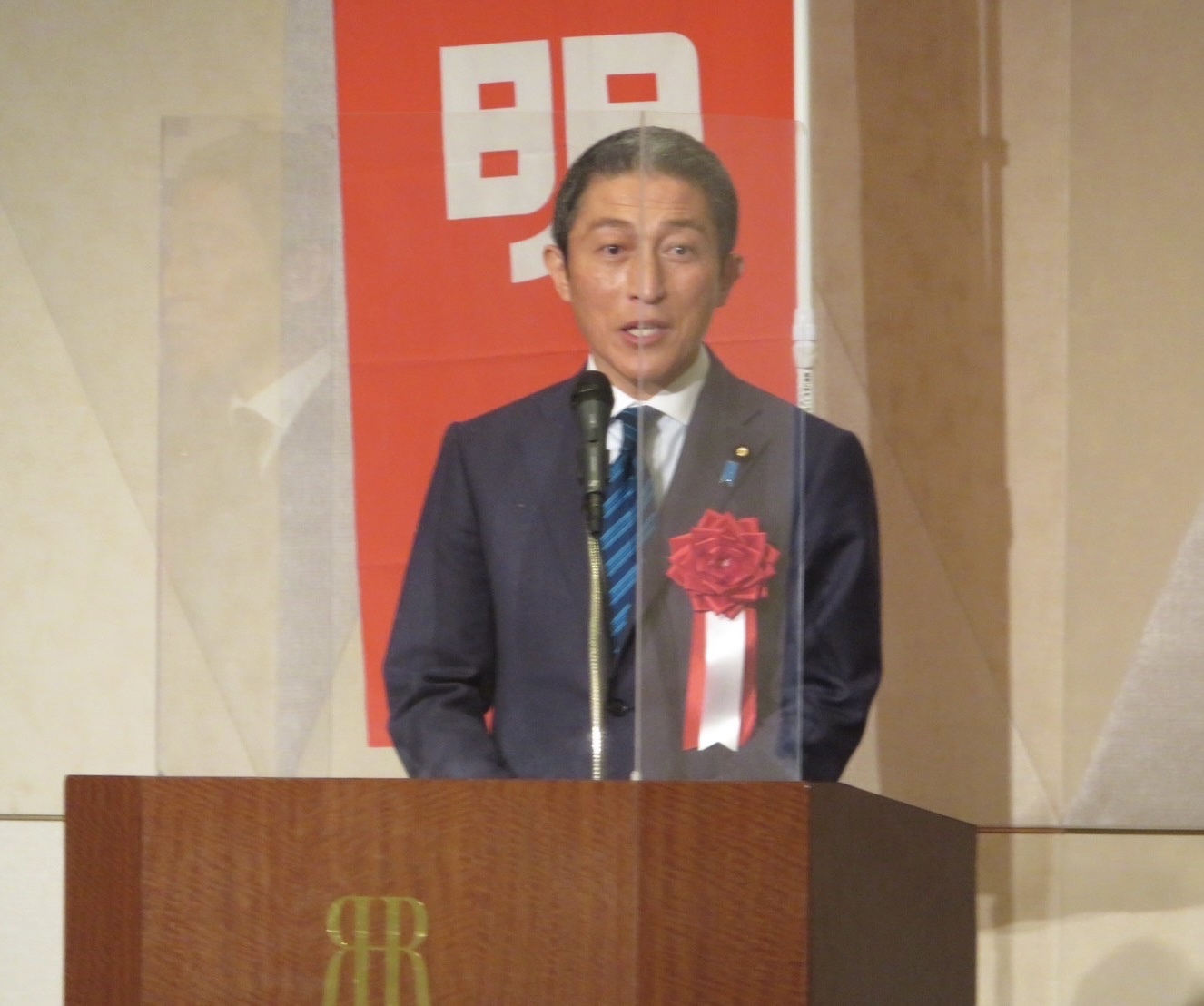 112C8220-FAD1-494F-9AF4-8AAC6B2DE760