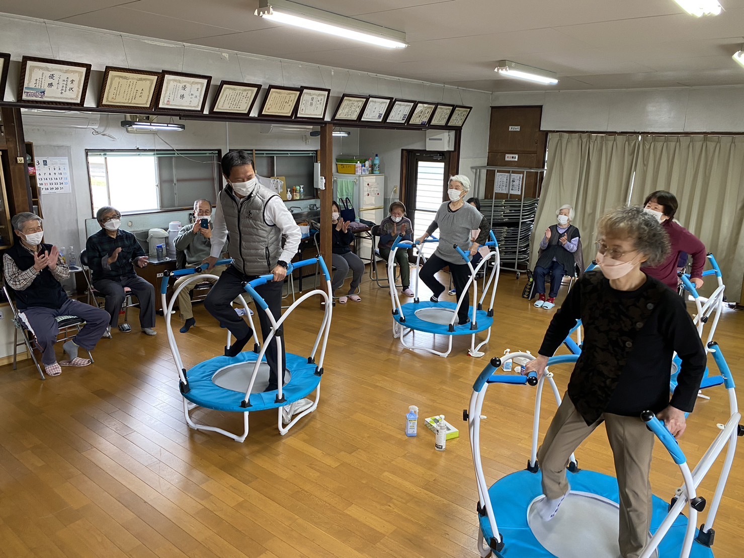 F5A504E0-40CD-4D39-9019-AFD533BEF6D6