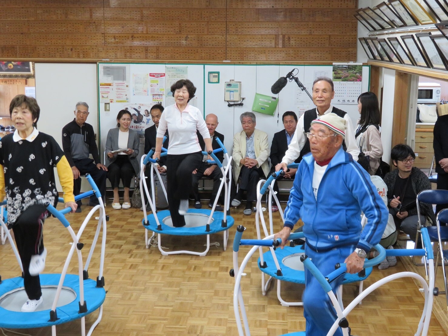 04D29660-1728-4553-9EED-8EBFC1825DAD