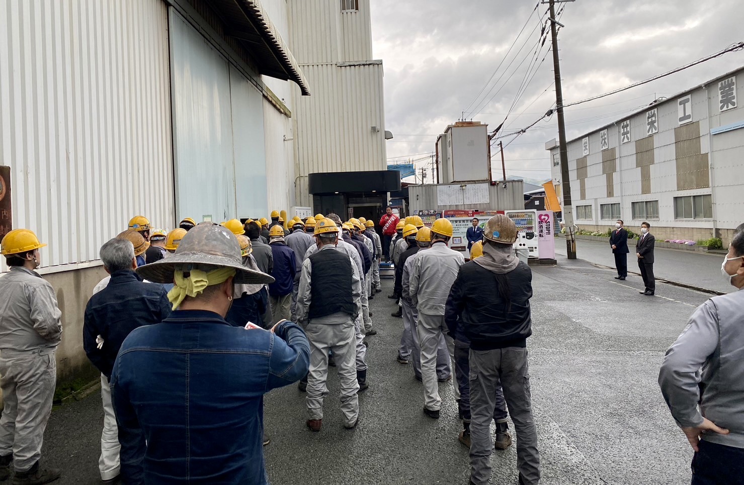 DA3003B9-3B15-4316-981D-C5C83596A349